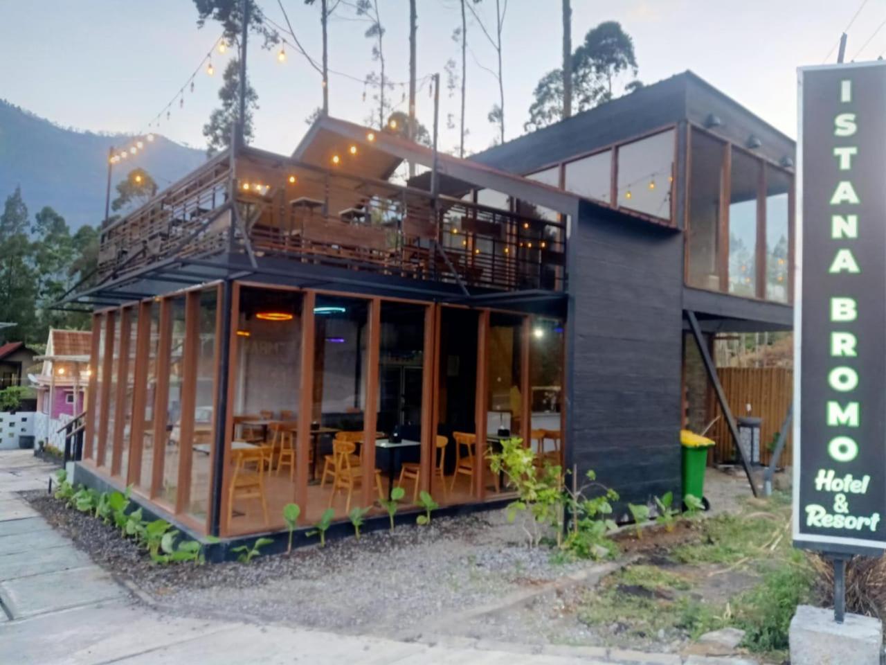 Istana Bromo Resort Exterior photo