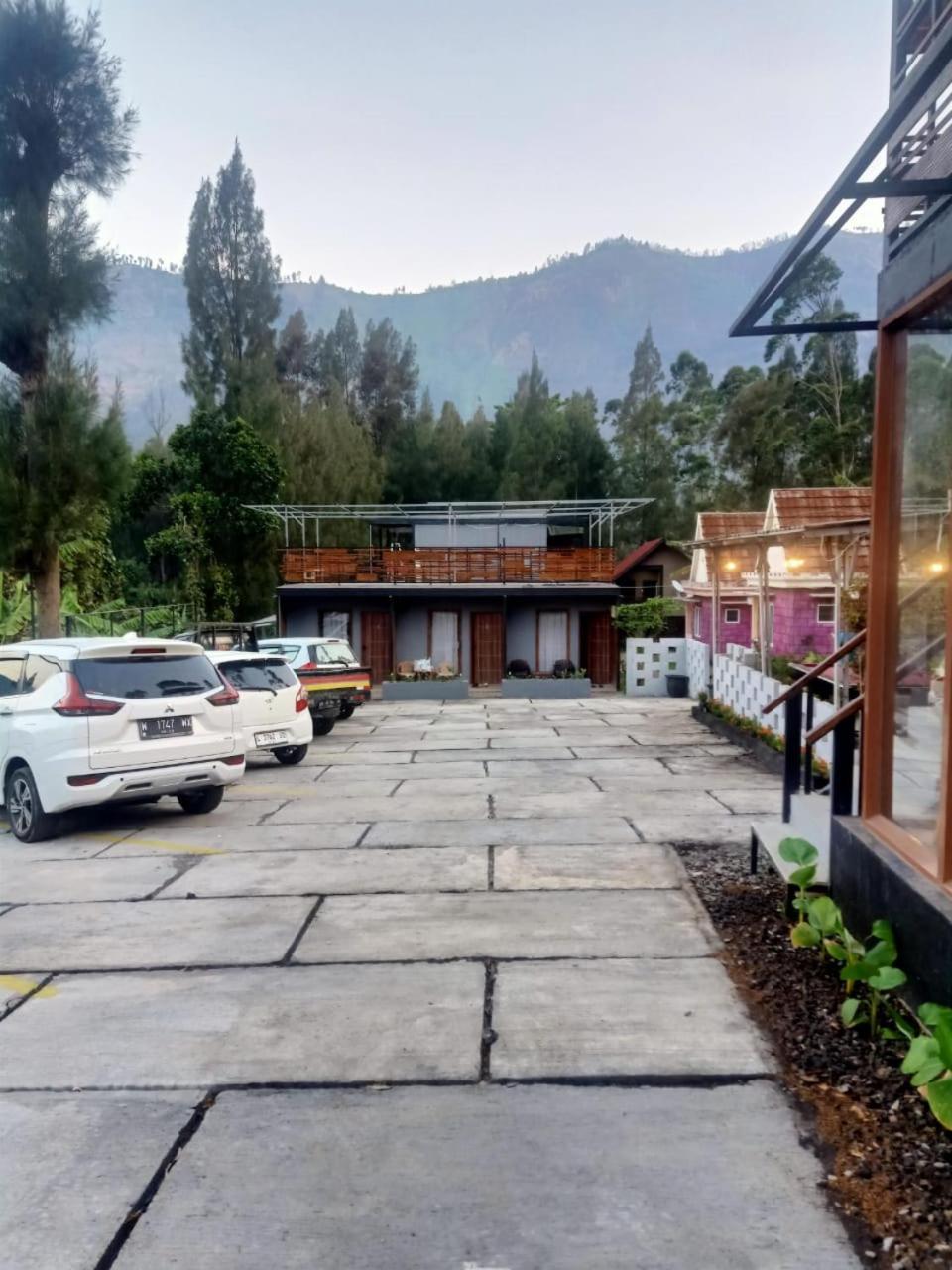 Istana Bromo Resort Exterior photo