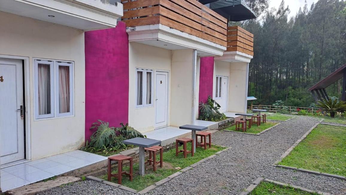 Istana Bromo Resort Exterior photo